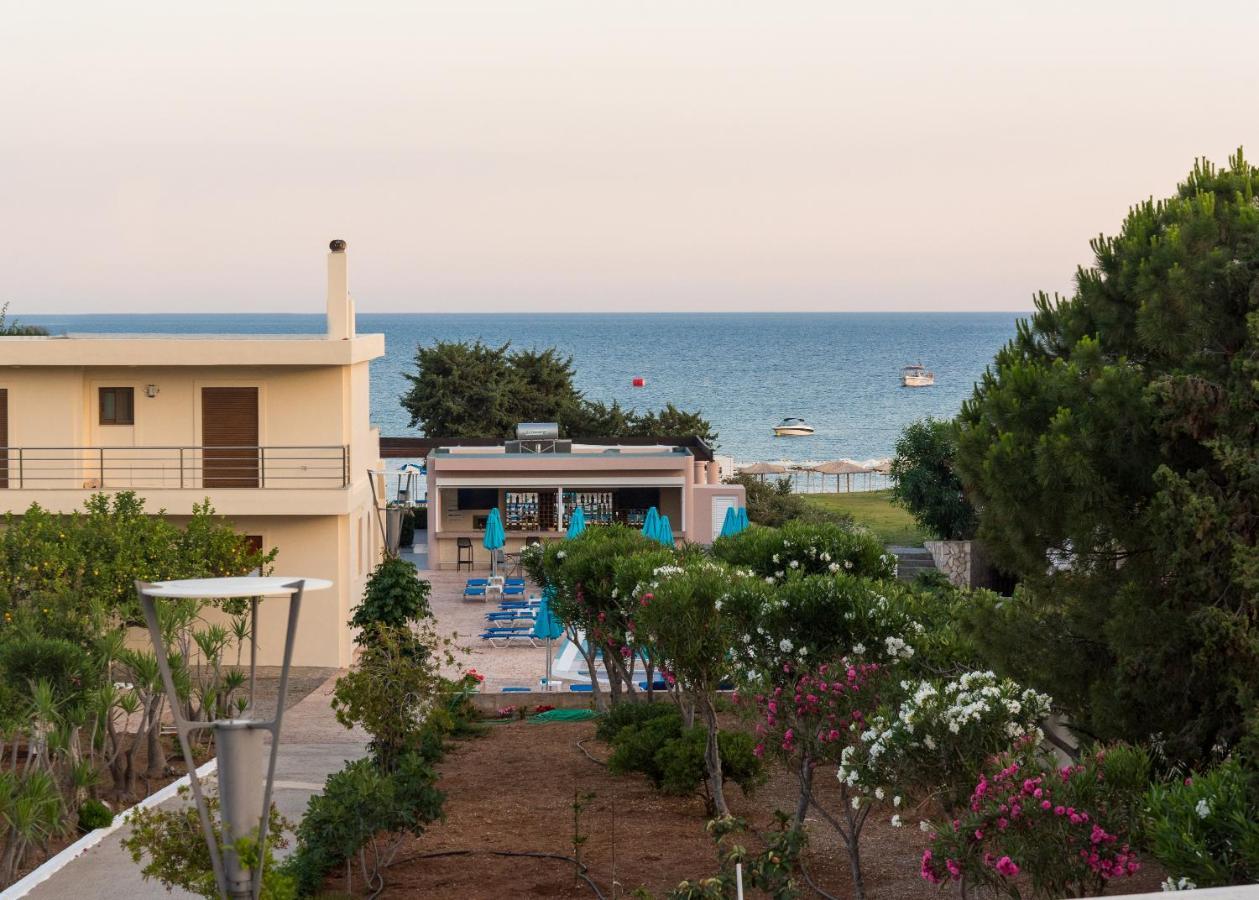 Amaryllis Front Beach Hotel Lartos Exterior photo