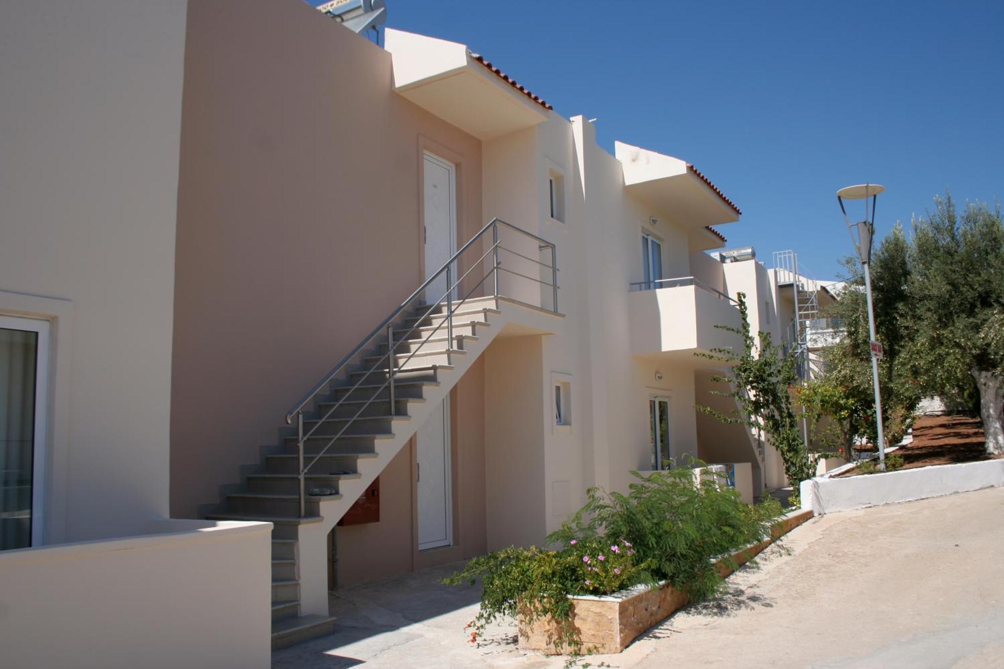 Amaryllis Front Beach Hotel Lartos Exterior photo
